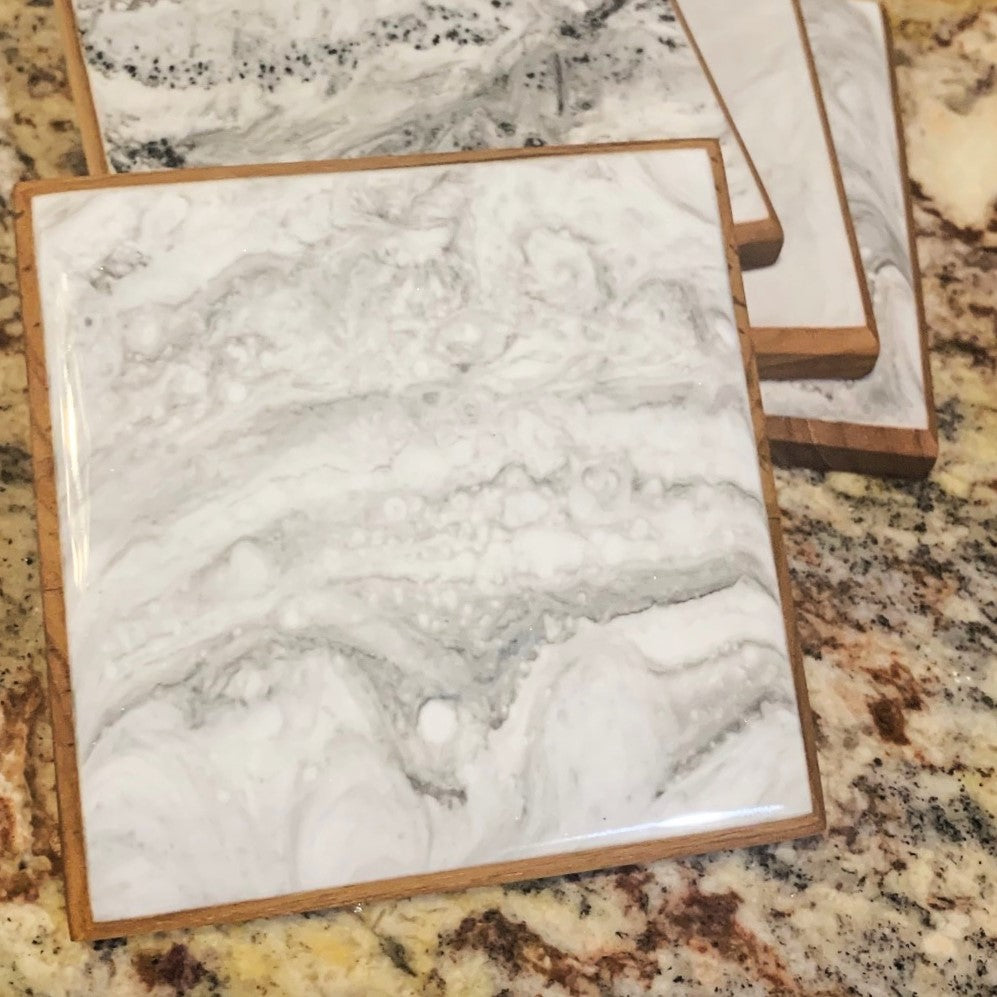 White marble Coaster set